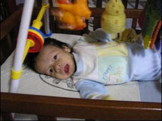 ボリビア　オガールファティマ乳児院の赤ちゃん