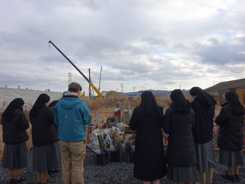 3.11 お祈りしています。