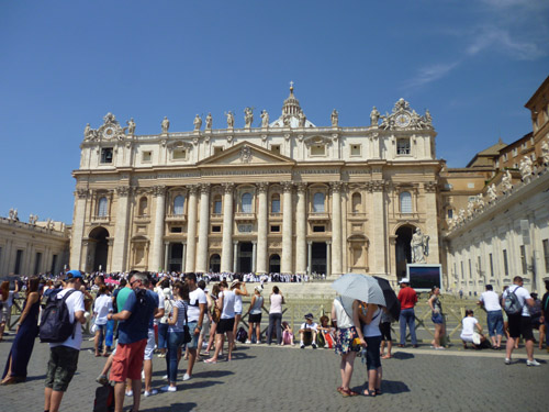 日曜日、いざバチカンへ！