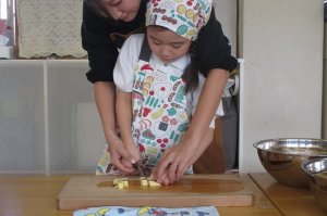 年長組さつまいもカレークッキング