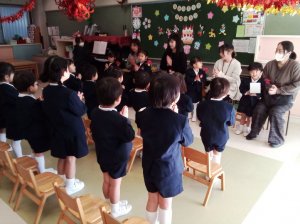 すみれぐみ12月1月のお誕生日会