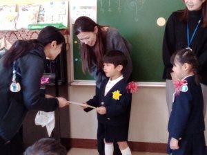 ＊＊年中組 12月･1月生まれの誕生日会＊＊